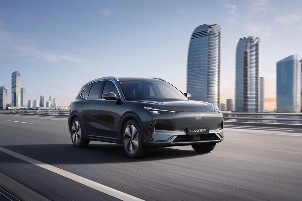 Geely EX5 цена в Новосибирске