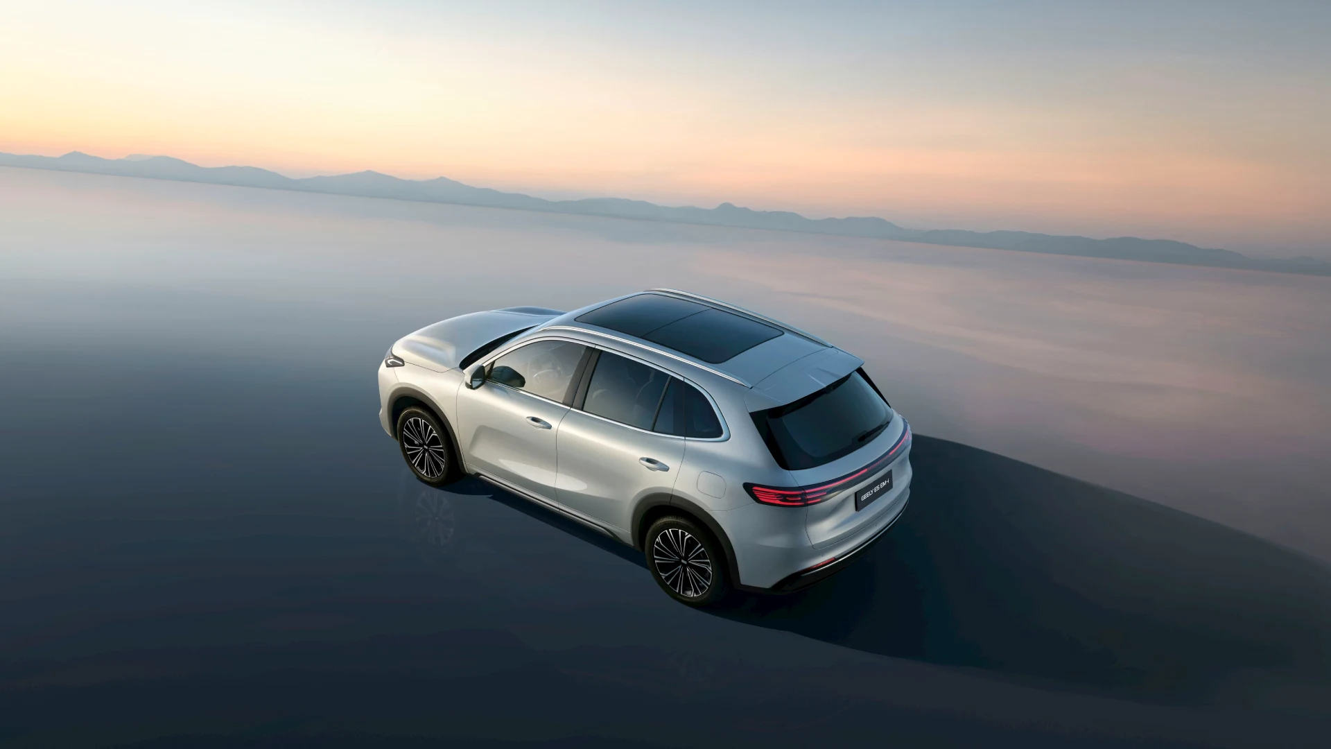Geely EX5 Гибрид купить в Новосибирске