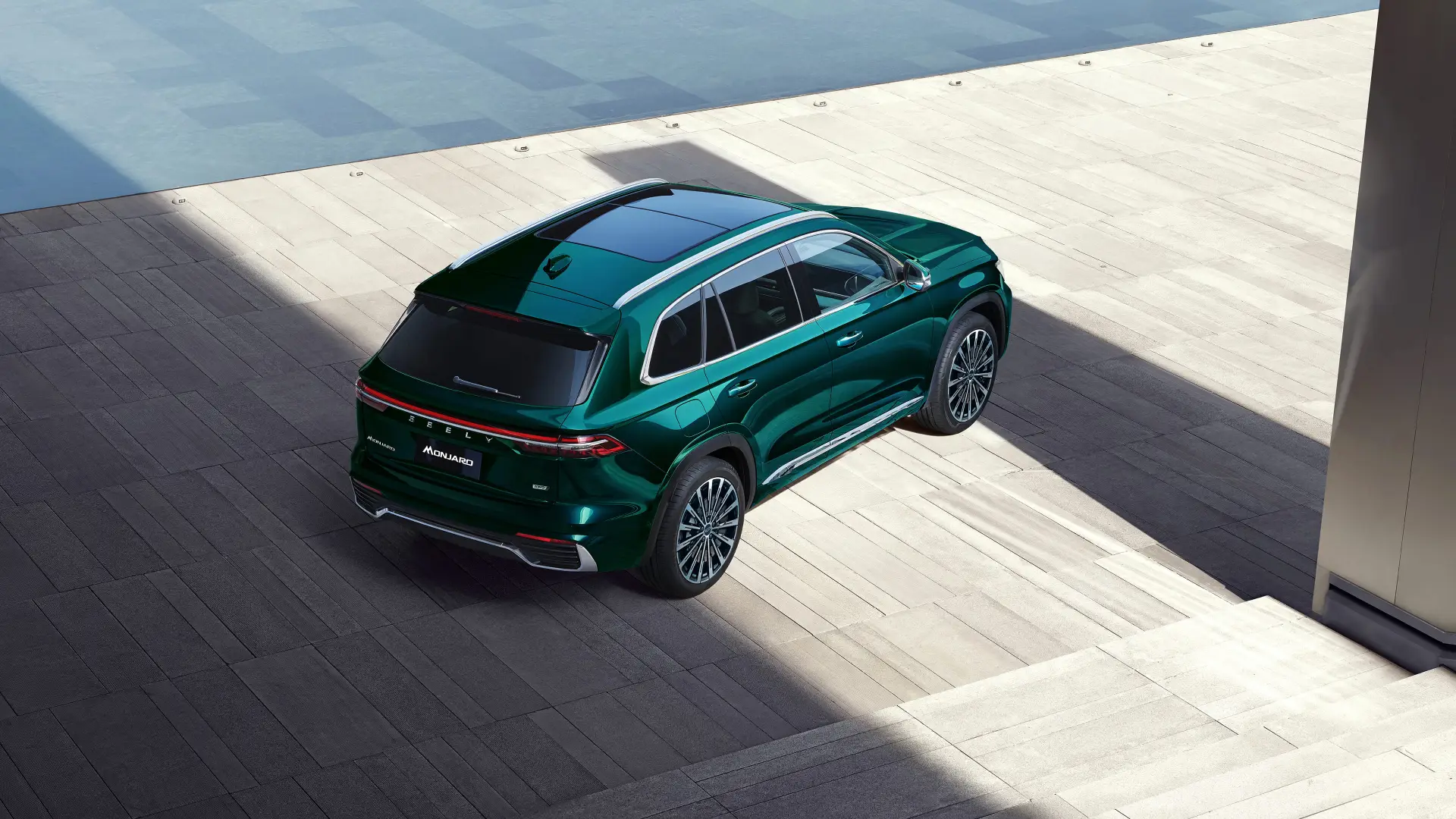 Geely Monjaro купить в Новосибирске
