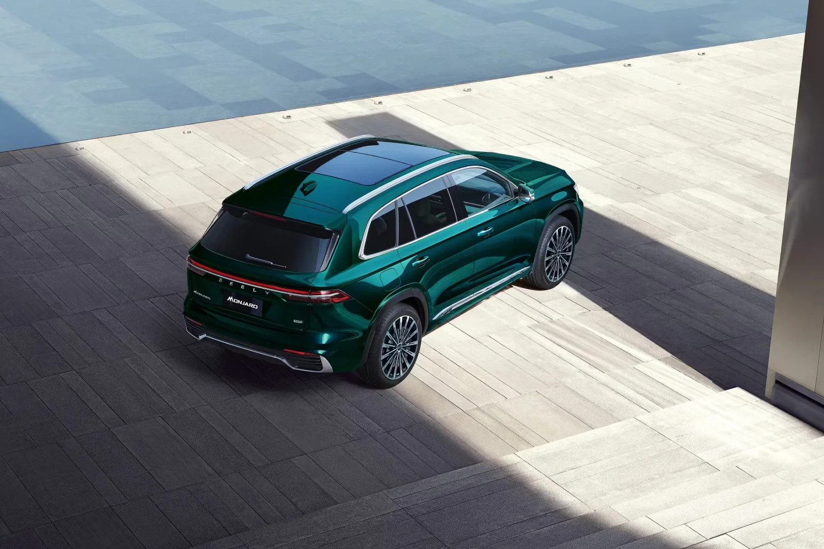 Geely Monjaro купить в Новосибирске